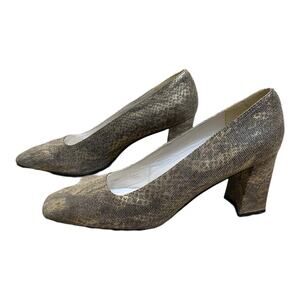 Stuart Weitzman gold snake skin shimmer block heel pump shoes size 9 AA
